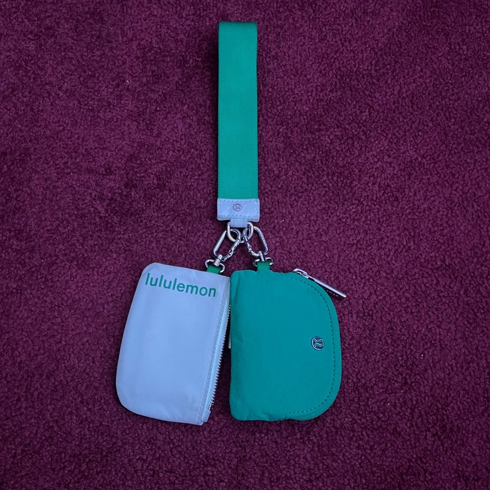 lulu duo pouch keychain